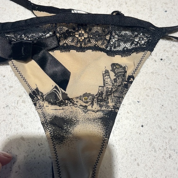 City skyline unique bra xs - Picture 2 of 5